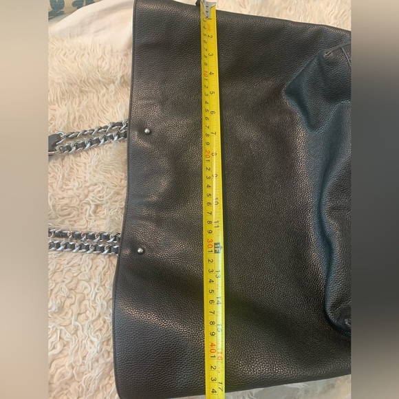 Rebecca Minkoff Chain Tote Pebble Leather Carryall Bag Black Large NWOT - Picture 14 of 15